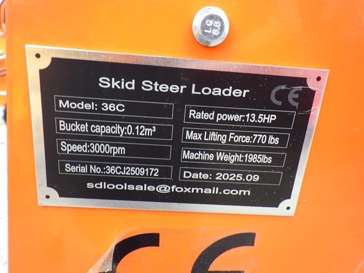 2025-sdlool-36c-skid-steer-tracked-loader-image-15