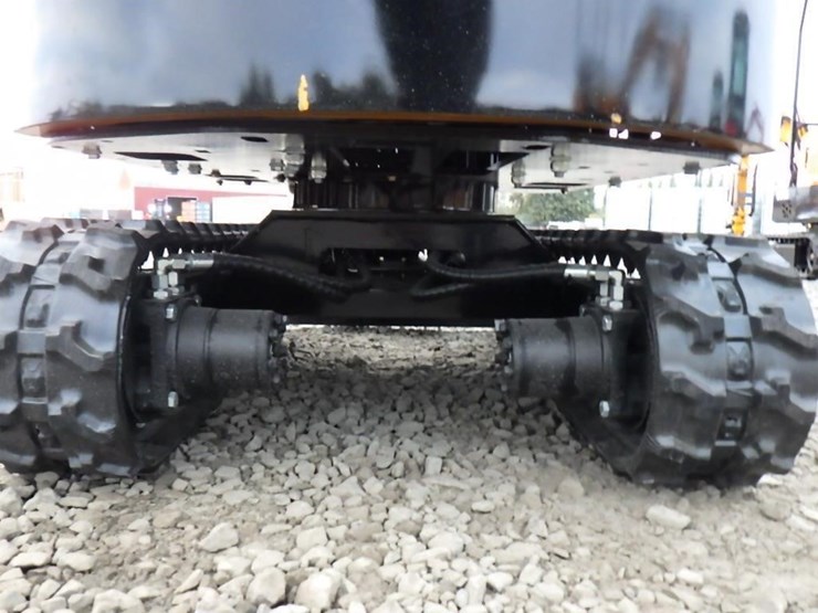 2025-vicsec-13-hydraulic-excavator-image-16