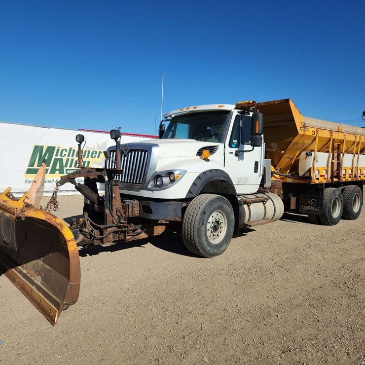 2016 INTERNATIONAL WORKSTAR 7600