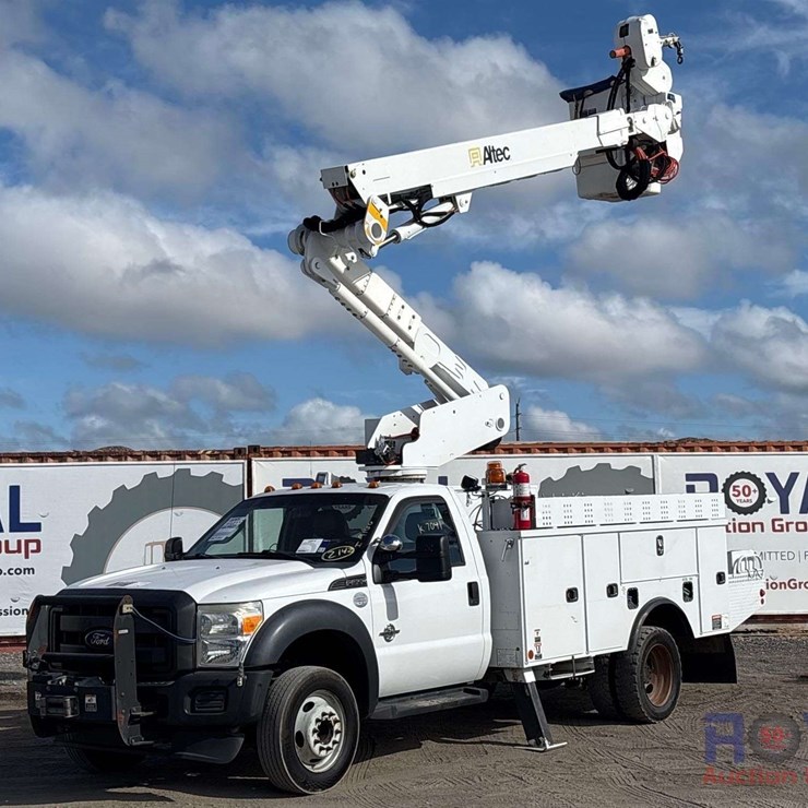 2015 FORD F550