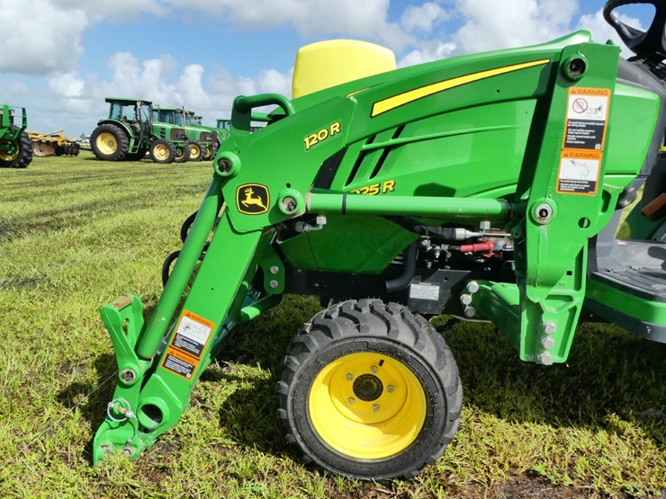 john-deere-1025r-image-8