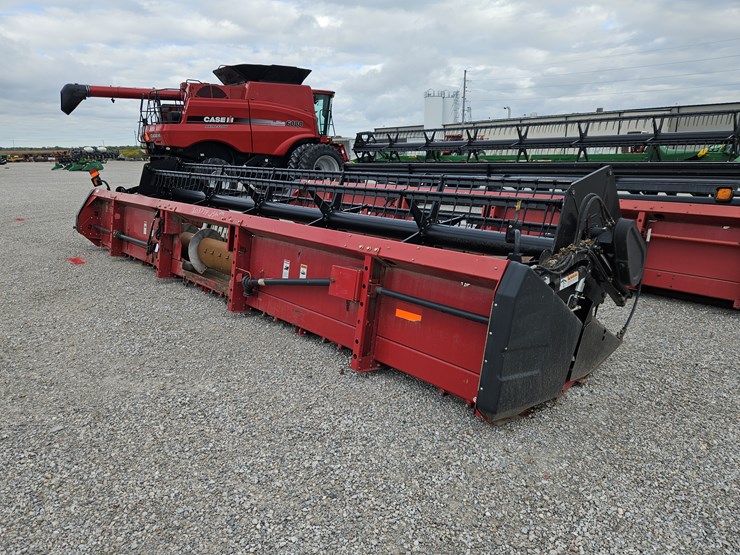 2005-case-ih-1020-image-9