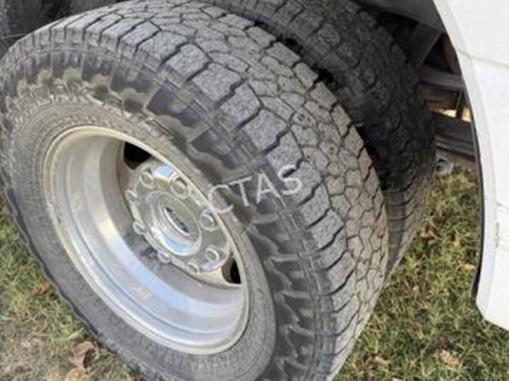 2020-ford-f350-image-7