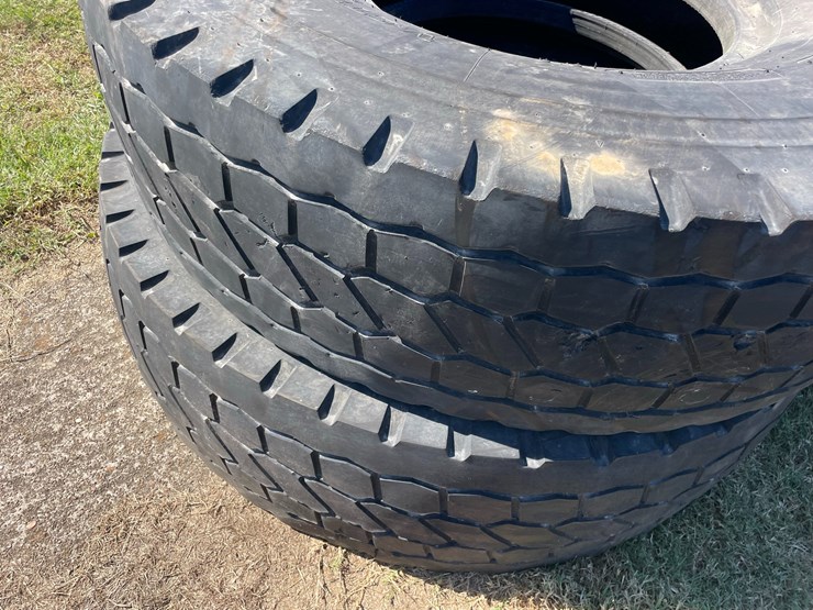 #2037-•-lot-of-(2)-445/95r25-industrial-tires-inv#-29766-image-3