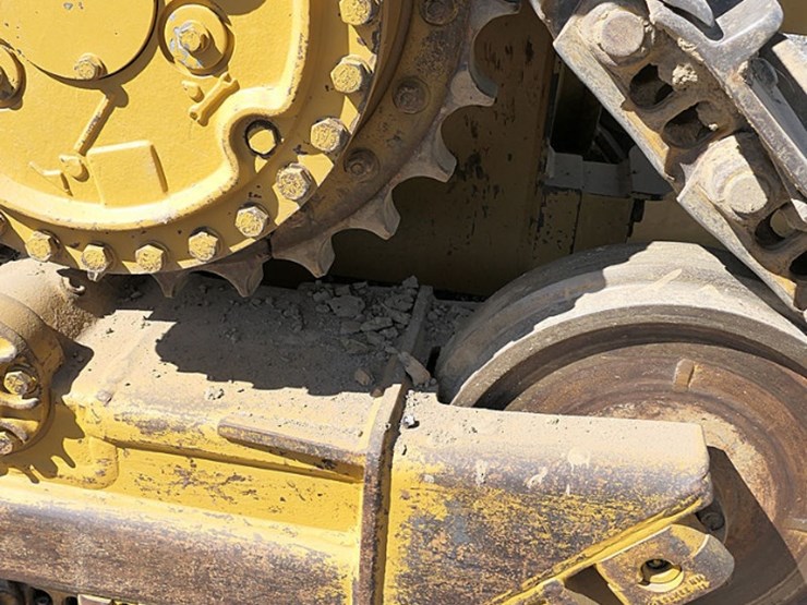 2004-caterpillar-d5n-image-14