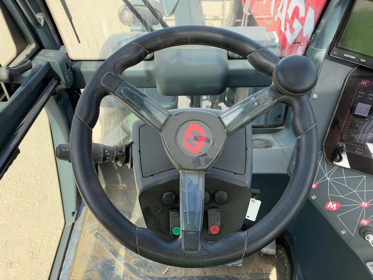 2022-magni-th5.15-telehandler-image-21