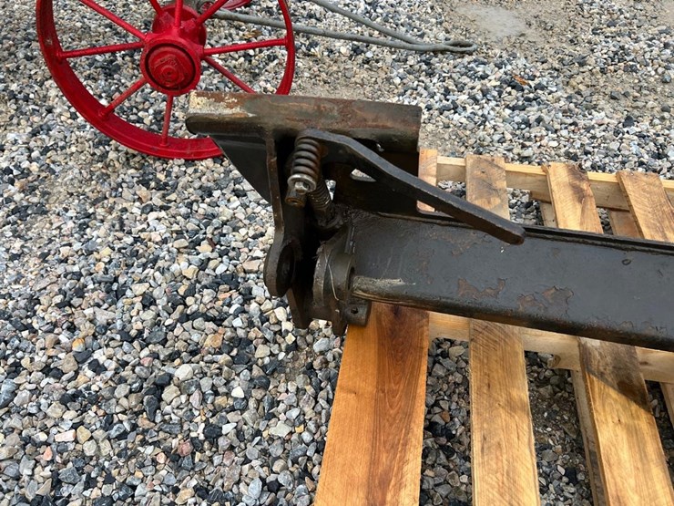bobcat-skid-steer-quick-attach-plate-image-9