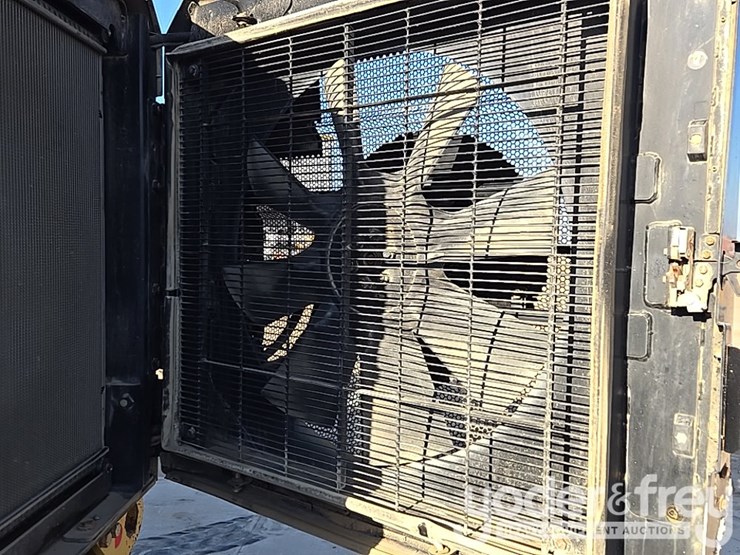 2016-caterpillar-140m3-image-62