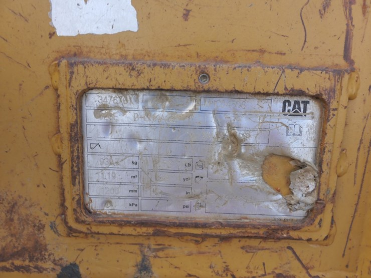 caterpillar-320d-image-5