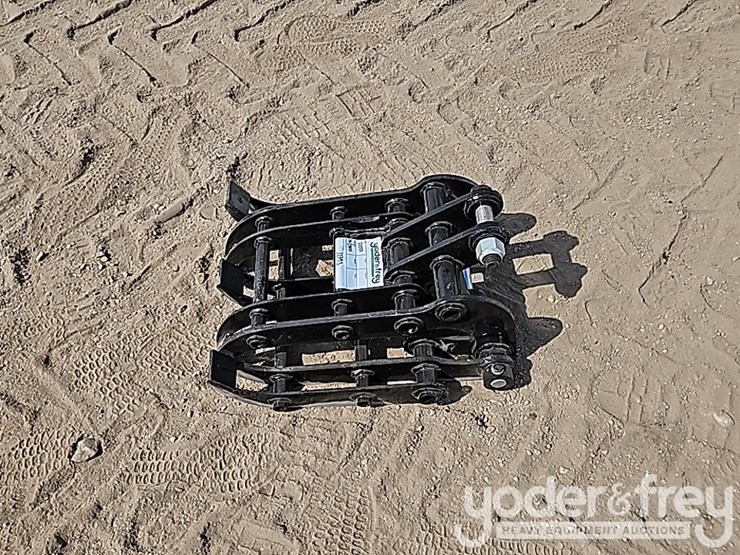 unused-ir-wood-grabber-to-suit-mini-excavator-image-2