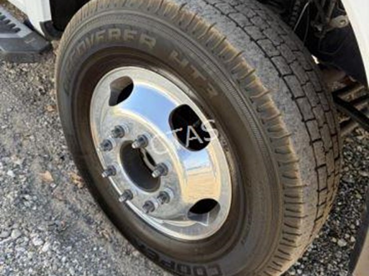 2023-ford-f350-image-4