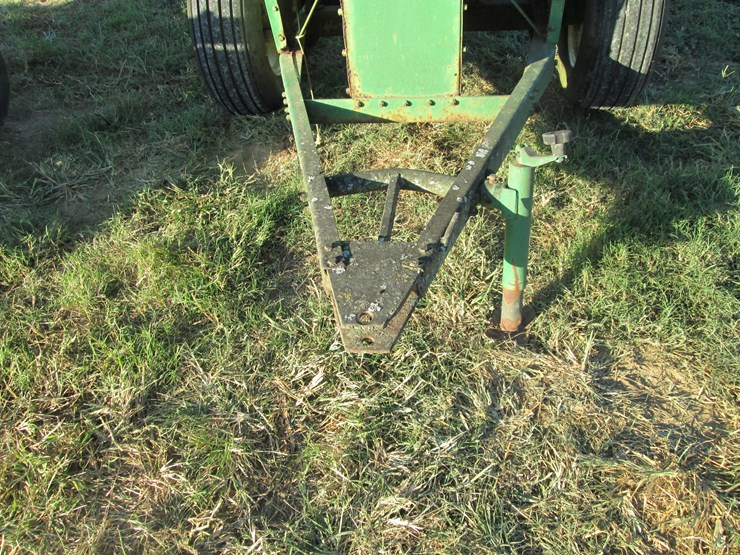 john-deere-301-image-13