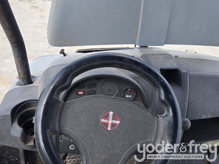 2018-club-car-carryall-1700-image-31