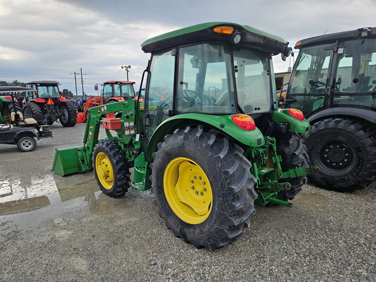 2016-john-deere-5075e-image-15
