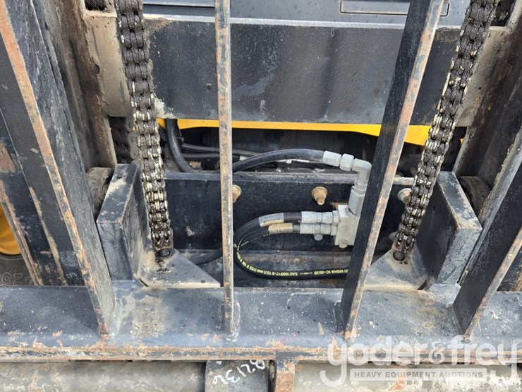 2017-jcb-930-image-29
