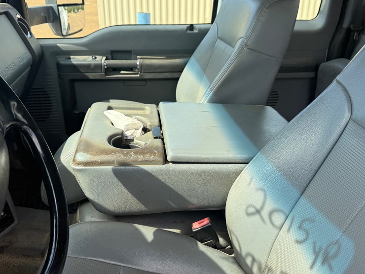 2015-ford-f650-image-36