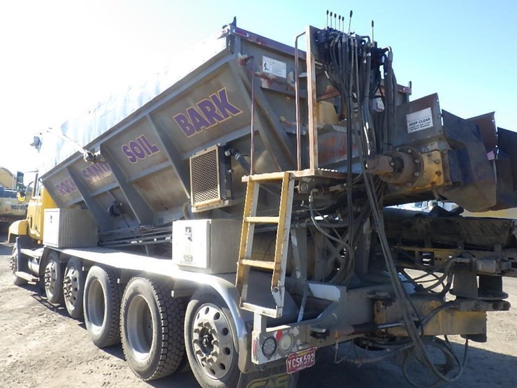 1999-mack-ch613-image-11