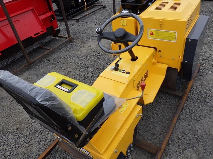 2025-sdlool-sl850-ride-on-road-roller-image-10