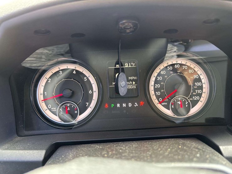 2019-dodge-ram-1500-image-16