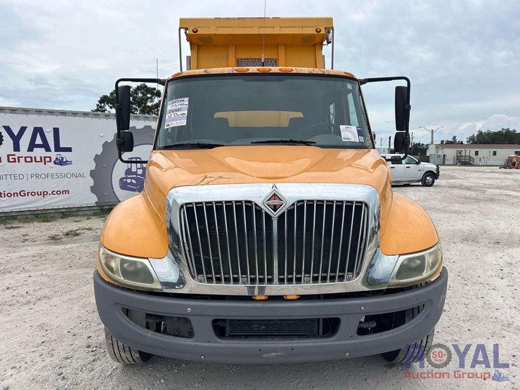 2013-international-durastar-4300-image-30