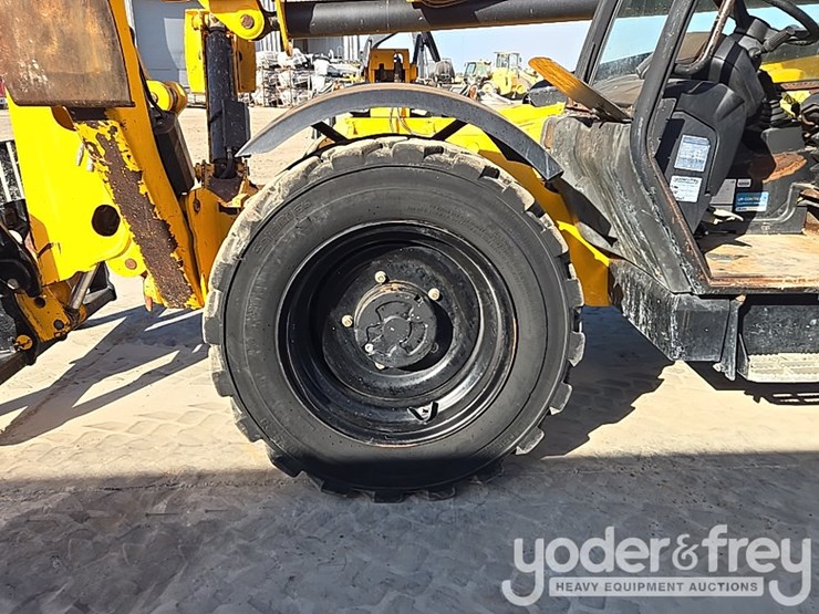 2016-jcb-510-56-image-19