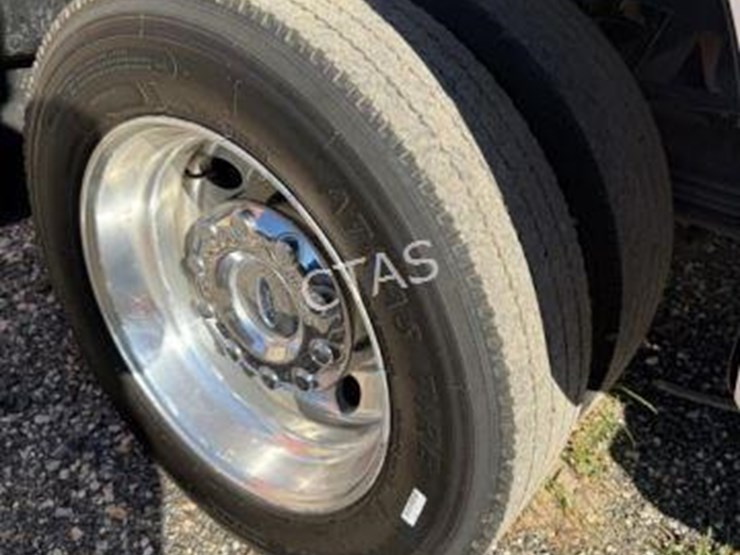 2022-ford-f450-image-7