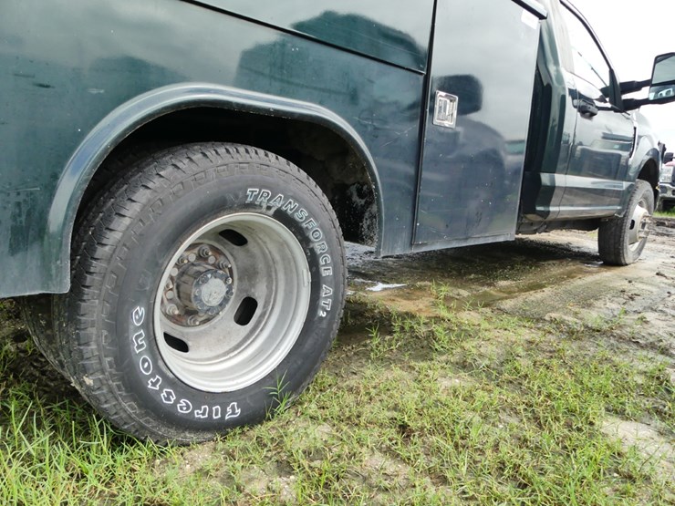 2019-ford-f350-xl-image-8