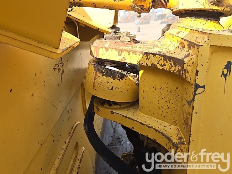 2016-komatsu-d65pxi-18-image-17