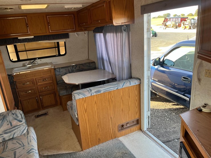 jayco-eagle-camper-image-6