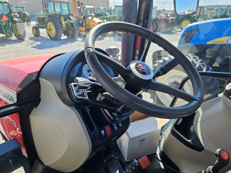 2020-massey-ferguson-6713-image-15