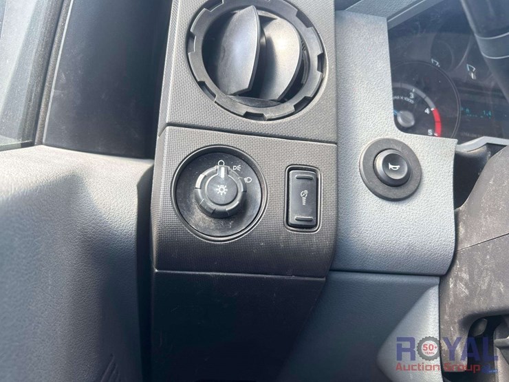 2017-ford-f650-image-16
