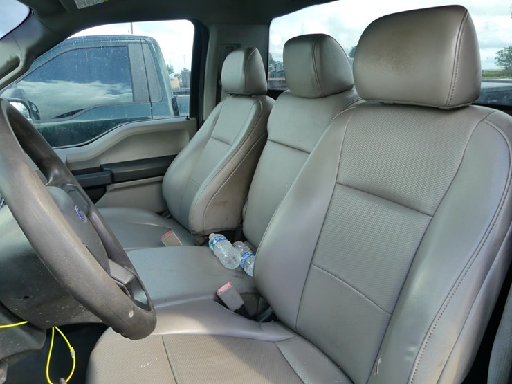 2020-ford-f150-xl-image-5