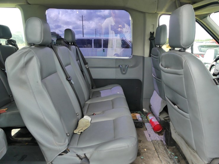 2017-ford-transit-image-9