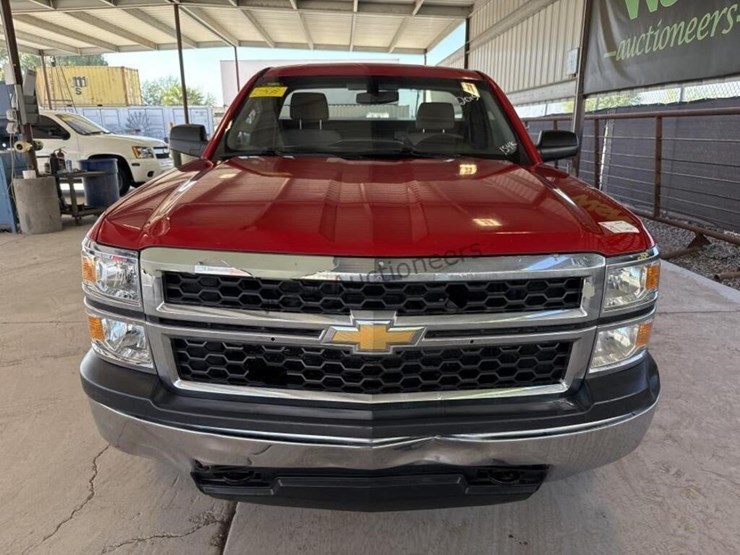 2015-chevrolet-silverado-1500-image-4