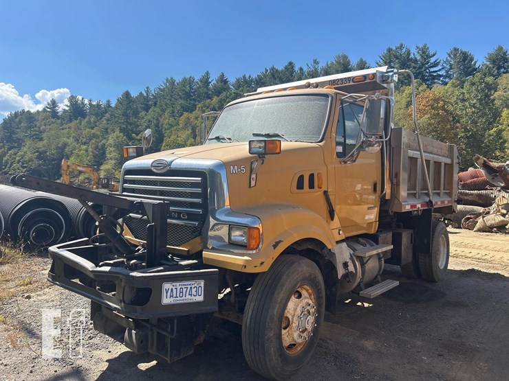 2008-sterling-l8500-image-1