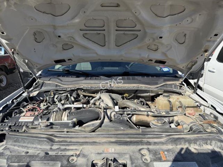 2022-ford-f450-image-21