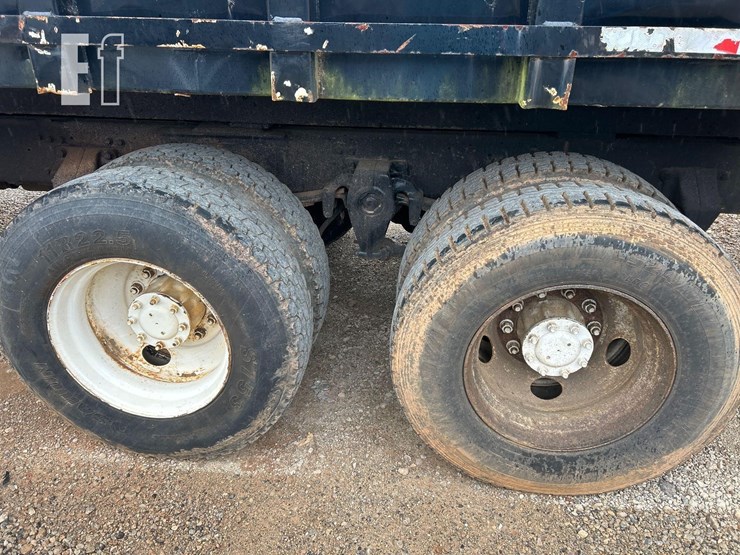 2007-kenworth-t300-image-5