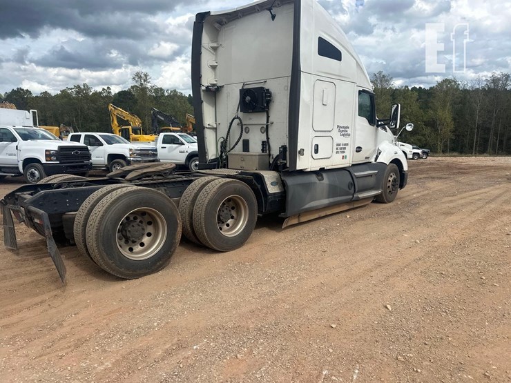 2019-kenworth-t680-image-7