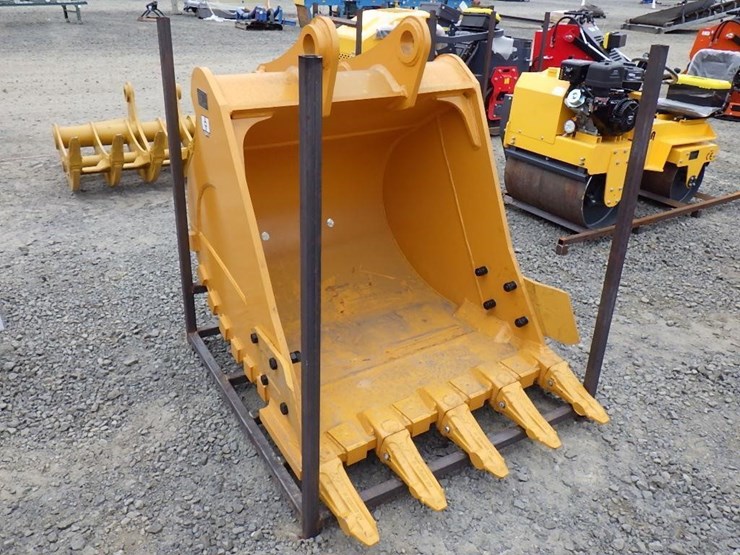 caterpillar-320-image-4