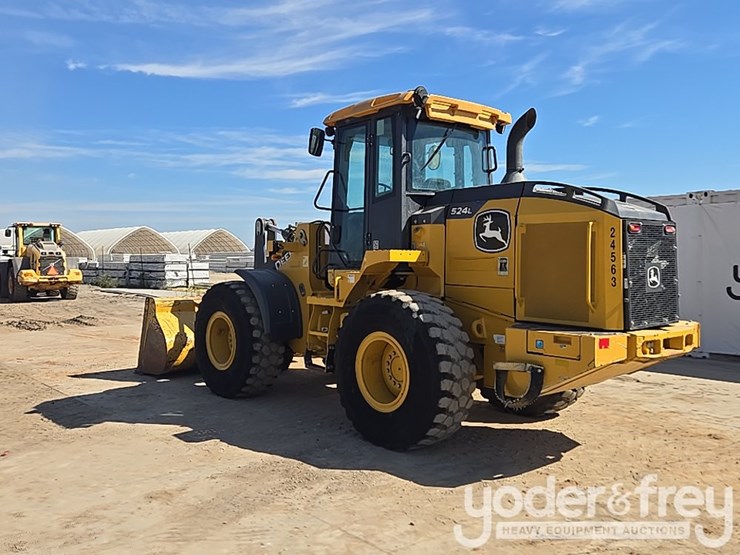 2019-deere-524l-image-3