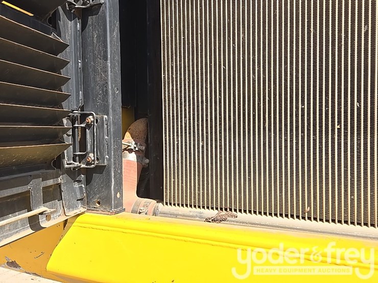 2022-komatsu-pc490-lc-11-image-45