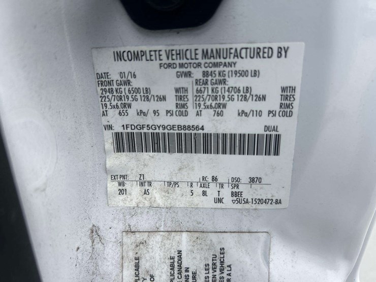 2016-ford-f550-image-15