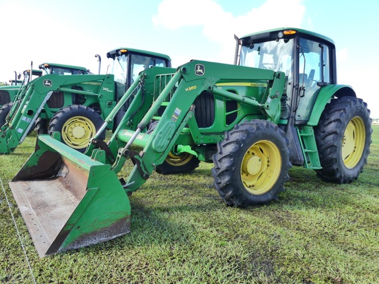 john-deere-7130-image-2