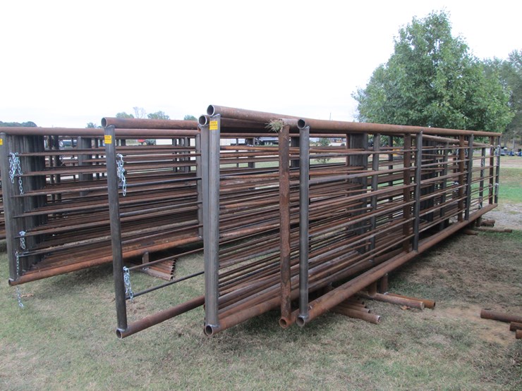 #64-•-(9)-freestanding-panels-&-(1)-gate-inv-#-29805-image-1