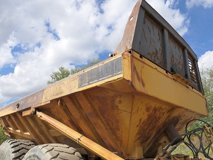1994-caterpillar-d400d-image-21