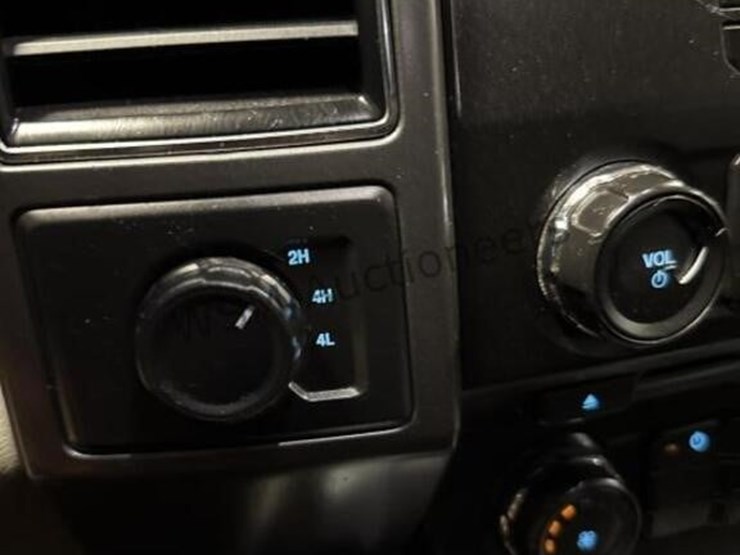 2018-ford-f150-image-21