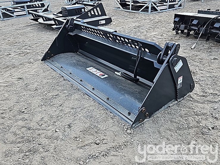 unused-jct-84"-4-in-1-combination-bucket-to-suit-skidsteer-image-1