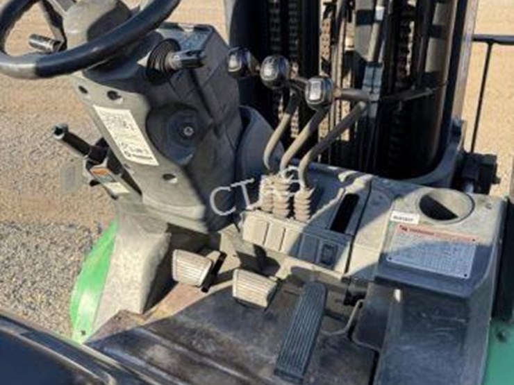 mitsubishi-fg30n-image-16