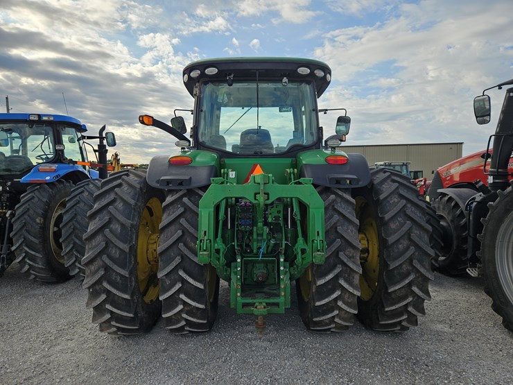 2014-john-deere-8345r-image-12