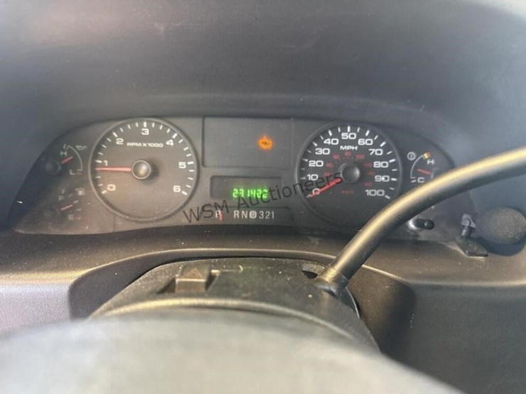 2005-ford-f350-image-15